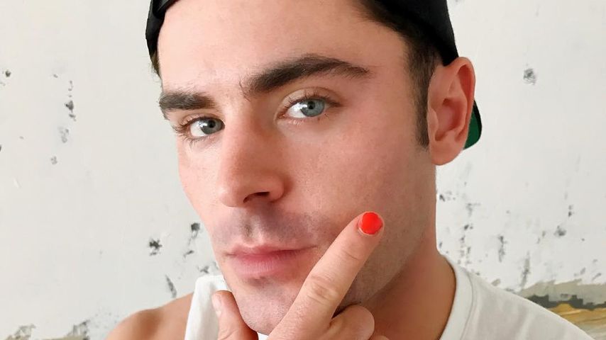Zac Efron als "PolishedMan" zwecks Spendenaufruf