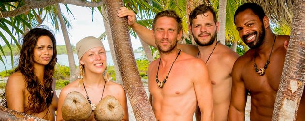 "Adam sucht Eva": (v.l.) Chantel, Leo Bartsch, Peer Kusmagk, Kushtrim und Jesse "Adam sucht Eva": (v.l.) Chantel, Leo Bartsch, Peer Kusmagk, Kushtrim und Jesse