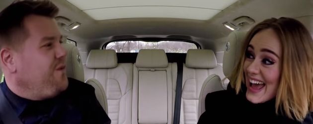 Adele Adkins und James Corden beim Carpool Karaoke Adele Adkins und James Corden beim Carpool Karaoke