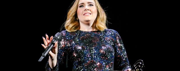 Adele Adkins bei einer Performance in Birmingham Adele Adkins bei einer Performance in Birmingham