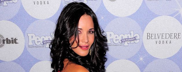 Adriana Campos Adriana Campos