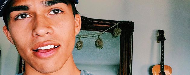 Alex Aiono Alex Aiono