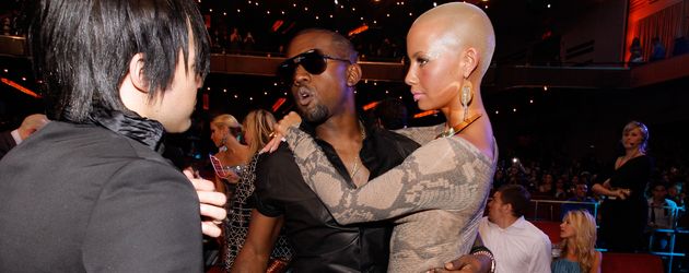 Kanye West und Amber Rose im Jahr 2009 Kanye West und Amber Rose im Jahr 2009