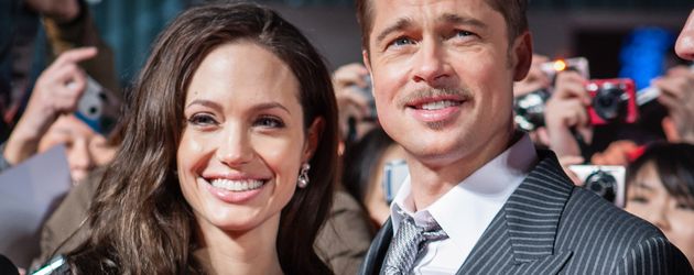 Angelina Jolie und Brad Pitt auf dem Red Carpet in Japan Angelina Jolie und Brad Pitt auf dem Red Carpet in Japan
