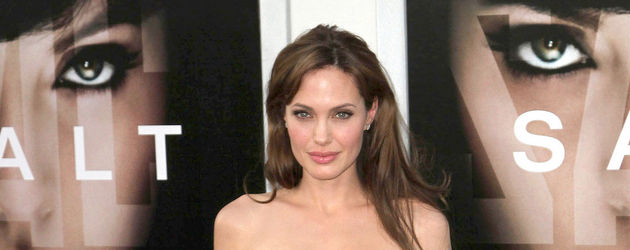 Angelina Jolie Jung