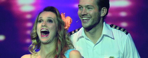 Anna Christiana Hofbauer und Marvin Albrecht bei "Stepping Out" Anna Christiana Hofbauer und Marvin Albrecht bei "Stepping Out"