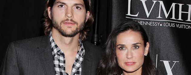 Ashton Kutcher und Demi Moore auf einer Preisverleihung in New York Ashton Kutcher und Demi Moore auf einer Preisverleihung in New York