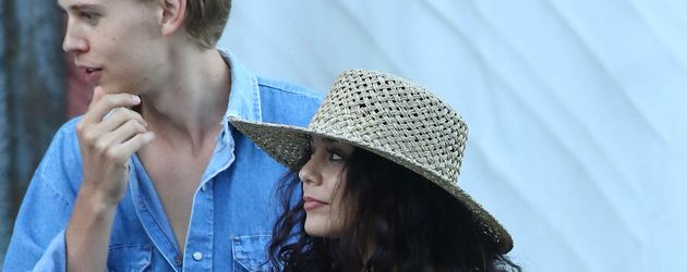 Austin Butler und Vanessa Hudgens im Italien-Urlaub Austin Butler und Vanessa Hudgens im Italien-Urlaub
