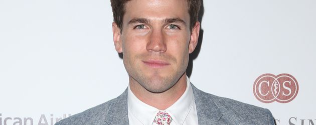 Austin Stowell Austin Stowell