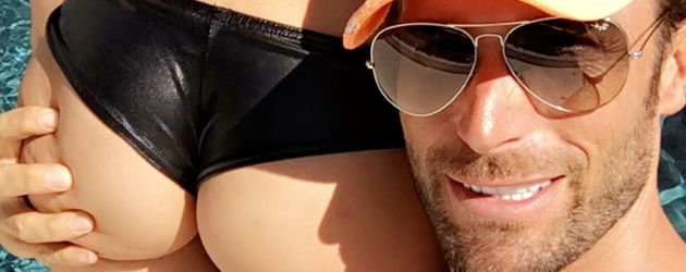 Bastian Yotta mit einer schönen Unbekannten Bastian Yotta mit einer schönen Unbekannten