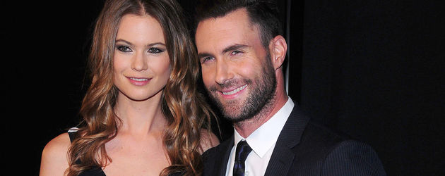 adam levine und Behati Prinsloo adam levine und Behati Prinsloo