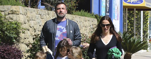 Ben Affleck und Jennifer mit ihren Kids Ben Affleck und Jennifer mit ihren Kids