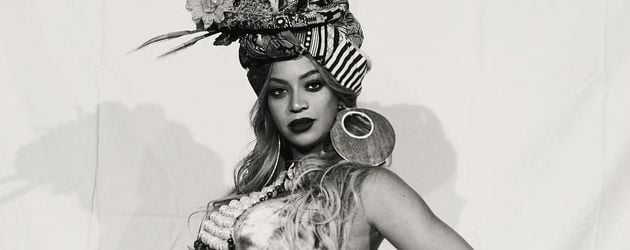 Beyonce zeigt ihren Babybauch bei ihrer Babyshower-Party in Los Angeles Beyonce zeigt ihren Babybauch bei ihrer Babyshower-Party in Los Angeles