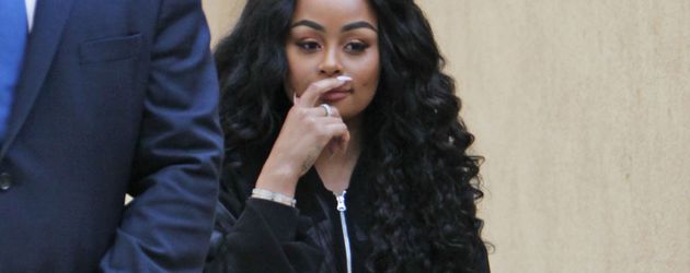 Blac Chyna auf dem Weg zu Rob Kardashians Geburtstagsfeier Blac Chyna auf dem Weg zu Rob Kardashians Geburtstagsfeier