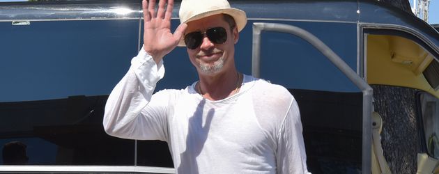 Brad Pitt am Nadar Flughafen in Kroatien Brad Pitt am Nadar Flughafen in Kroatien