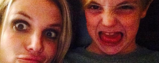 Britney Spears, mit einem ihrer zwei Söhne Britney Spears, mit einem ihrer zwei Söhne