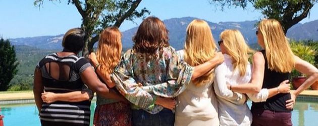 Er flirtet mit anderen frauen