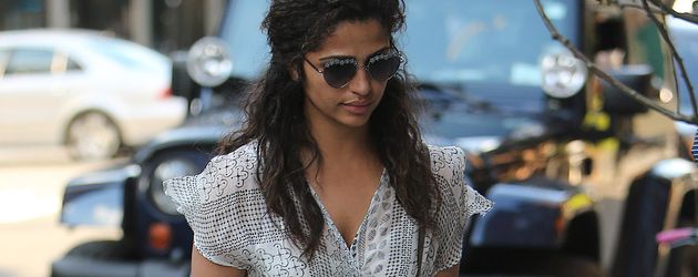 Camila Alves mit ihrer Tochter in New York Camila Alves mit ihrer Tochter in New York
