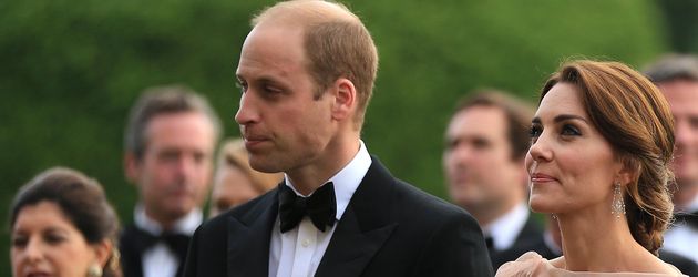 Prinz William und Ehefrau Kate bei der Ankunft zum Gala Dinner Prinz William und Ehefrau Kate bei der Ankunft zum Gala Dinner