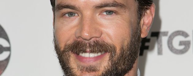 Charlie Weber Charlie Weber