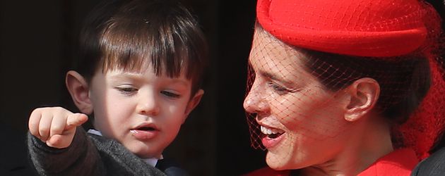 Charlotte Casiraghi und ihr Sohn Raphaël am Nationalfeiertag in Monaco Charlotte Casiraghi und ihr Sohn Raphaël am Nationalfeiertag in Monaco