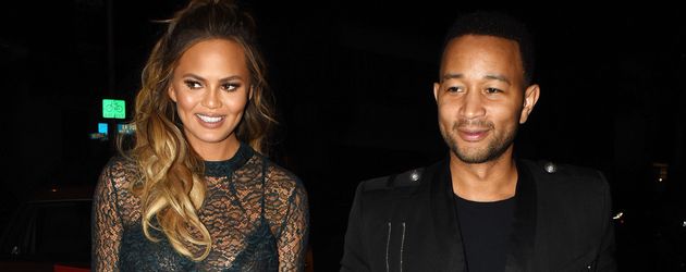 Chrissy Teigen und John Legend Chrissy Teigen und John Legend