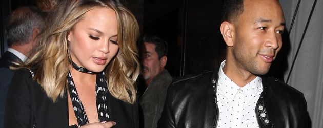 Chrissy Teigen und John Legend Chrissy Teigen und John Legend
