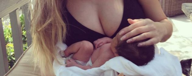 Chrissy Teigen Chrissy Teigen