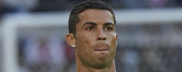Cristiano Ronaldo bei der EM 2016 im Spiel Portugal - Kroatien Cristiano Ronaldo bei der EM 2016 im Spiel Portugal - Kroatien