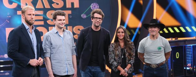 Christopher Posch, Lutz van der Horst, Moderator Daniel Hartwich, Sarah Lombardi und Konny Reimann Christopher Posch, Lutz van der Horst, Moderator Daniel Hartwich, Sarah Lombardi und Konny Reimann