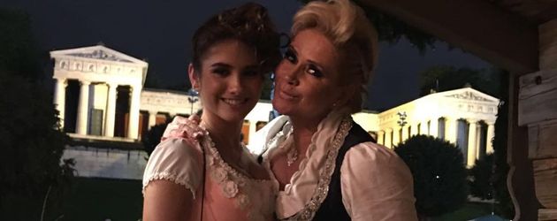 Claudia Effenberg mit ihrer Tochter Lucia Claudia Effenberg mit ihrer Tochter Lucia