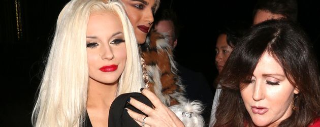Courtney Stodden und Mutter Krista Keller bei der Los Angeles Fashion Week Courtney Stodden und Mutter Krista Keller bei der Los Angeles Fashion Week