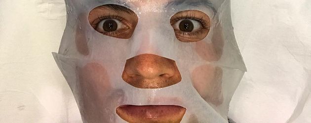 Cristiano Ronaldo mit Gesichtsmaske Cristiano Ronaldo mit Gesichtsmaske