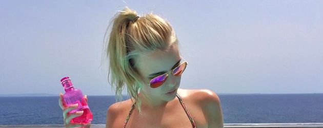 Dagi Bee im Urlaub auf Ibiza Dagi Bee im Urlaub auf Ibiza