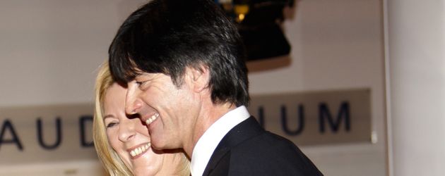 Daniela und Joachim Löw bei der Verleihung des deutschen Medienpreises in Baden-Baden Daniela und Joachim Löw bei der Verleihung des deutschen Medienpreises in Baden-Baden