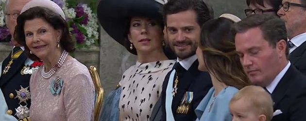 Die schwedischen Royals bei Prinz Oscars Taufe Die schwedischen Royals bei Prinz Oscars Taufe