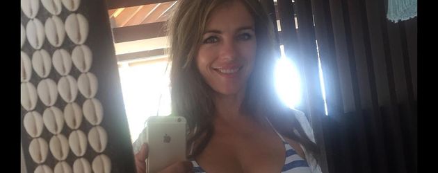 Elizabeth Hurley beim Bikini-Shoot auf den Malediven Elizabeth Hurley beim Bikini-Shoot auf den Malediven