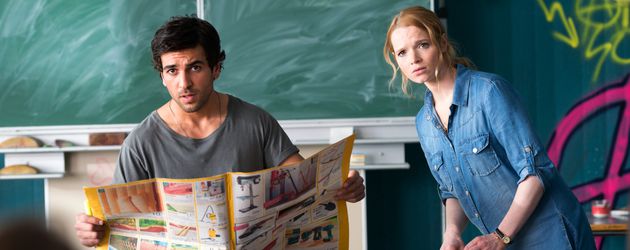 Elyas M'Barek & Karoline Herfurth in "Fack ju Göhte" Elyas M'Barek & Karoline Herfurth in "Fack ju Göhte"