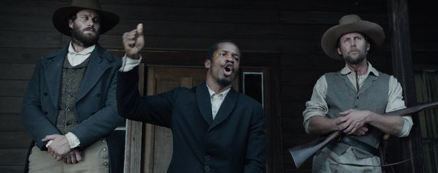 Armie Hammer (l.), Nate Parker und Jason Warner Smith in "The Birth of a Nation" Armie Hammer (l.), Nate Parker und Jason Warner Smith in "The Birth of a Nation"