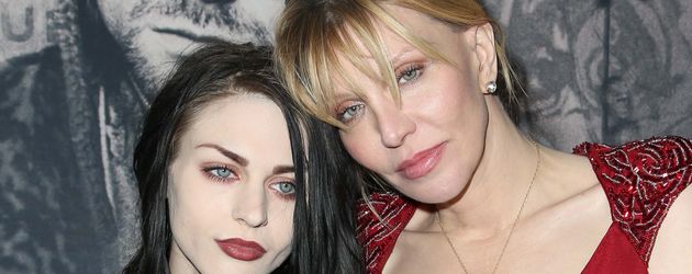 Frances Bean Cobain und ihre Mutter Courtney Love Frances Bean Cobain und ihre Mutter Courtney Love