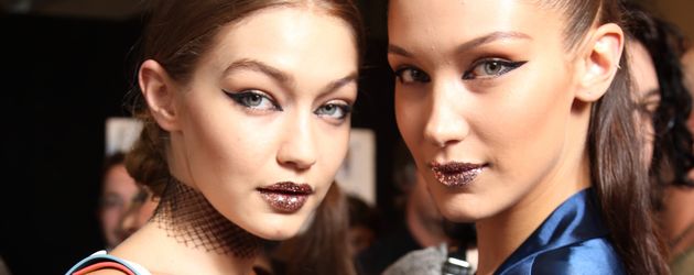 Gigi und Bella Hadid auf der Mailand Fashion Week Gigi und Bella Hadid auf der Mailand Fashion Week
