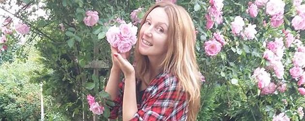 TV-Maklerin Hanka Rackwitz im Schrebergarten TV-Maklerin Hanka Rackwitz im Schrebergarten