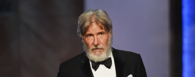 Harrison Ford hält eine Rede bei der Life Achievement Award Gala in L.A. Harrison Ford hält eine Rede bei der Life Achievement Award Gala in L.A.