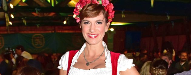 Isabell Horn beim "AEDT-Oktoberfest" in Berlin Isabell Horn beim "AEDT-Oktoberfest" in Berlin