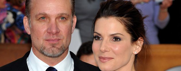 Jesse James und Sandra Bullock 2010 bei einem Event in L.A. Jesse James und Sandra Bullock 2010 bei einem Event in L.A.