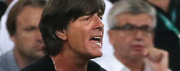 Joachim Löw beim EM-Halbfinale Deutschland vs. Frankreich Joachim Löw beim EM-Halbfinale Deutschland vs. Frankreich