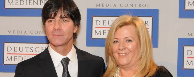 Joachim und Daniela Löw bei der "Verleihung des Deutschen Medienpreises 2011" in Baden-Baden Joachim und Daniela Löw bei der "Verleihung des Deutschen Medienpreises 2011" in Baden-Baden