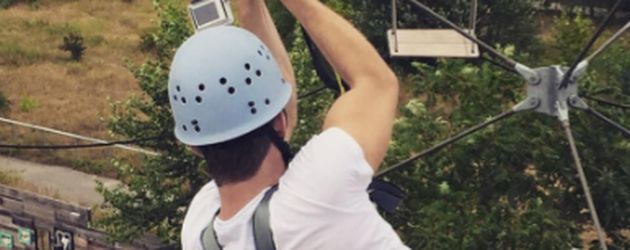 Jörn Schlönvoigt im Kletterpark Jörn Schlönvoigt im Kletterpark