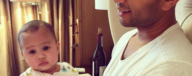 John Legend mit seiner Tochter Luna John Legend mit seiner Tochter Luna