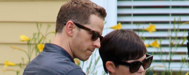Josh Dallas und Ginnifer Goodwin beim Dreh ihrer Serie Josh Dallas und Ginnifer Goodwin beim Dreh ihrer Serie